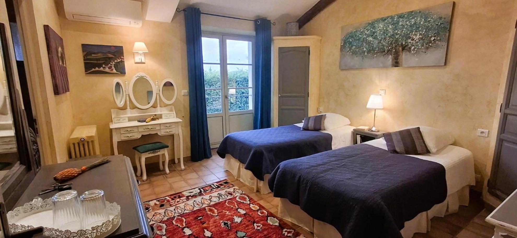 La Bastide Des Amouriers Caumont-sur-Durance エクステリア 写真